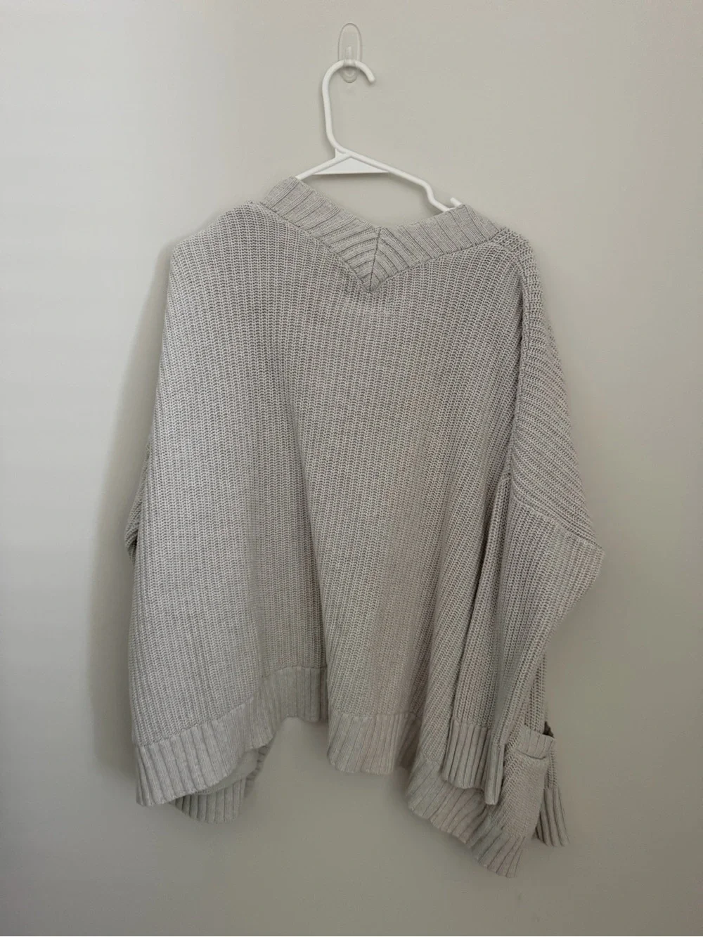 Hollister - Light Gray Open-Front Knit Cardigan - Women’s M/L